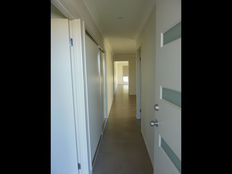 8/73 Centenary Drive, Middlemount QLD 4746
