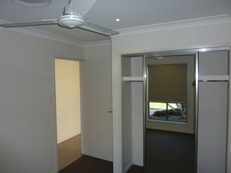 8/73 Centenary Drive, Middlemount QLD 4746