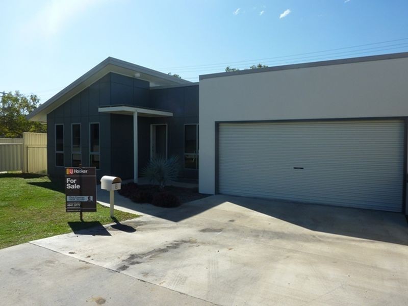 8/73 Centenary Drive, Middlemount QLD 4746