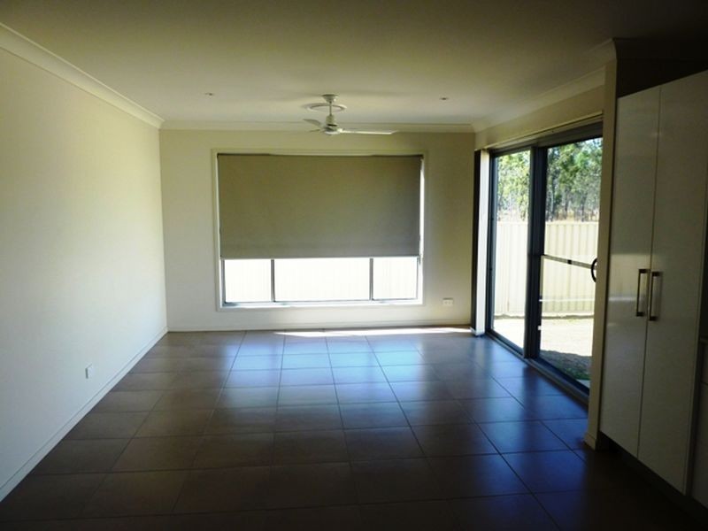 8/73 Centenary Drive, Middlemount QLD 4746