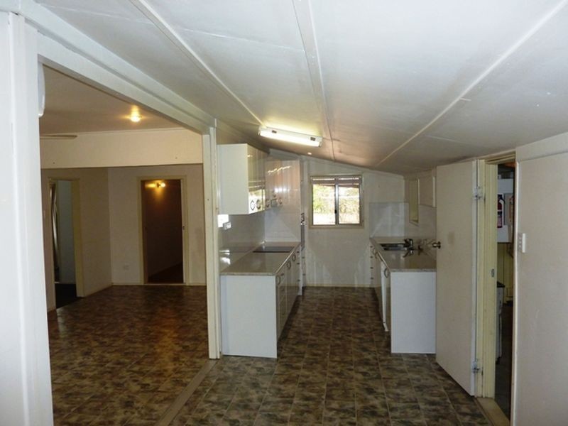 14 Mary Street, Nebo QLD 4742