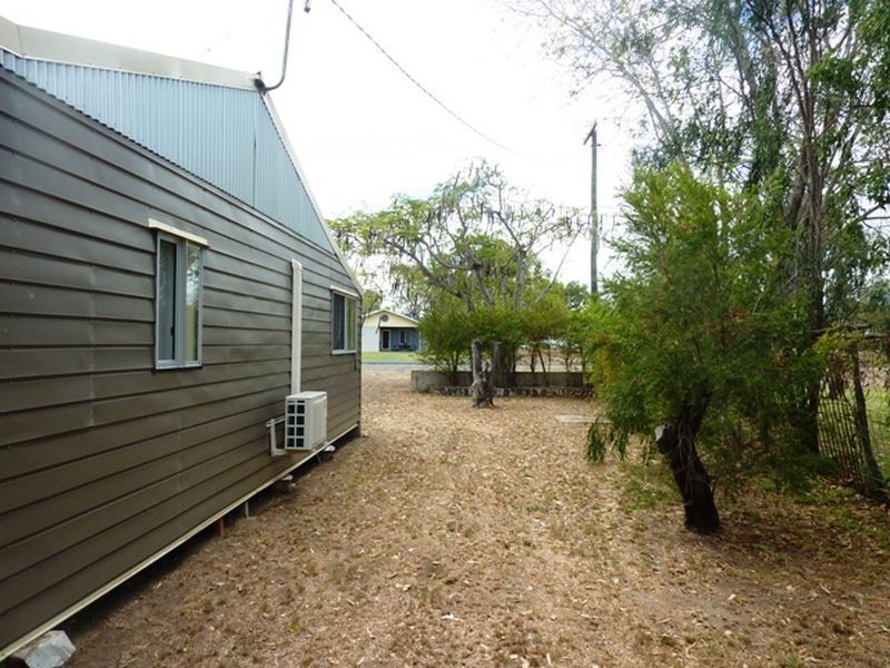 14 Mary Street, Nebo QLD 4742