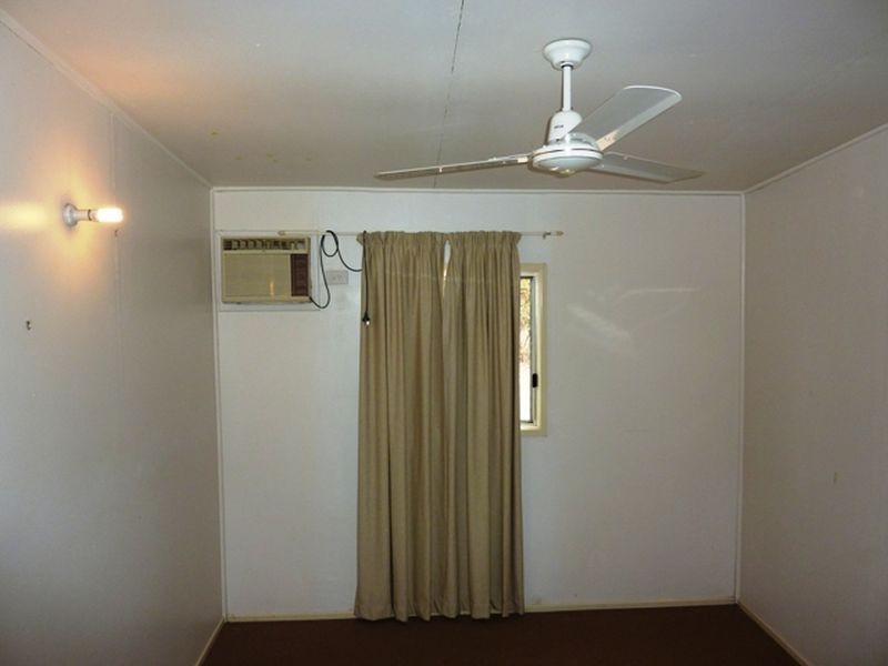 14 Mary Street, Nebo QLD 4742