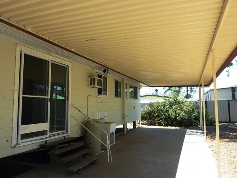 32 Edgerley Street, Dysart QLD 4745