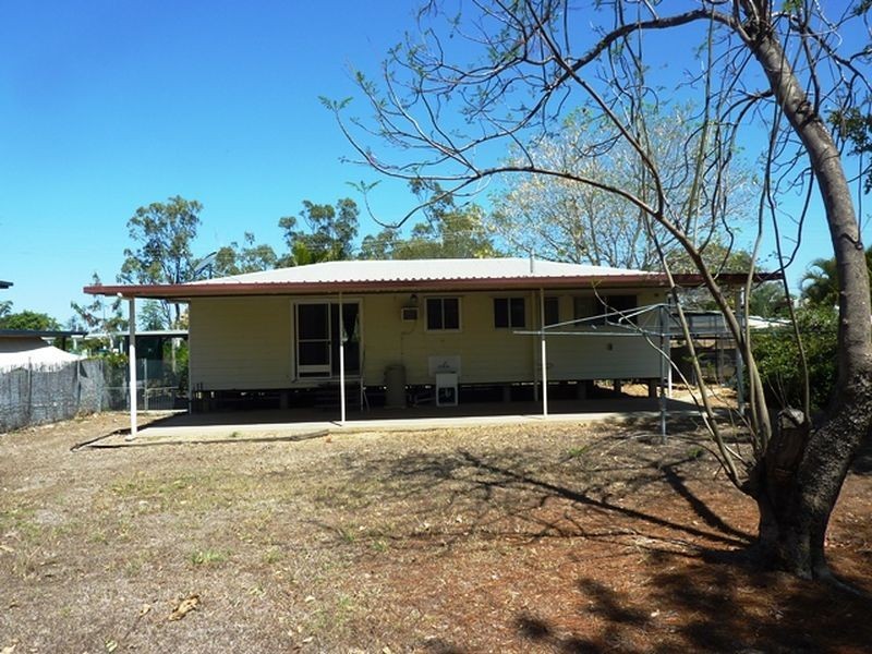 32 Edgerley Street, Dysart QLD 4745