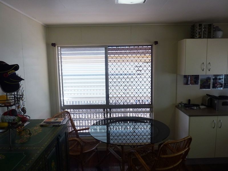 2 Belshore Street, Moranbah QLD 4744