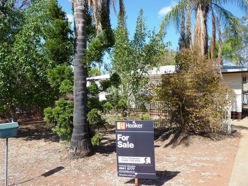 2 Belshore Street, Moranbah QLD 4744