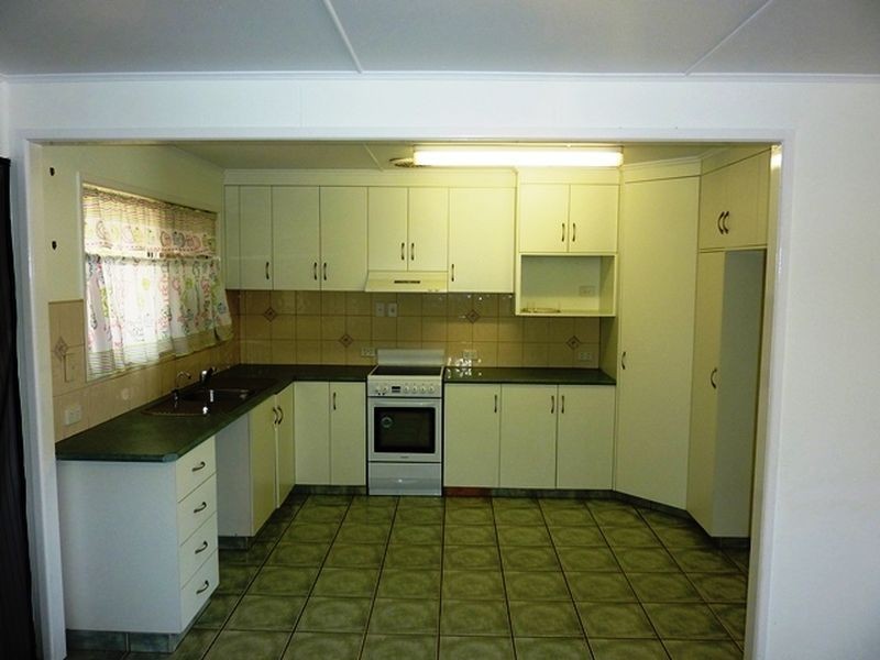 18 Brock Street, Dysart QLD 4745