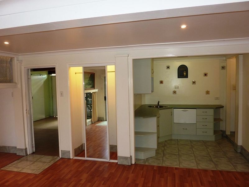 18 Brock Street, Dysart QLD 4745