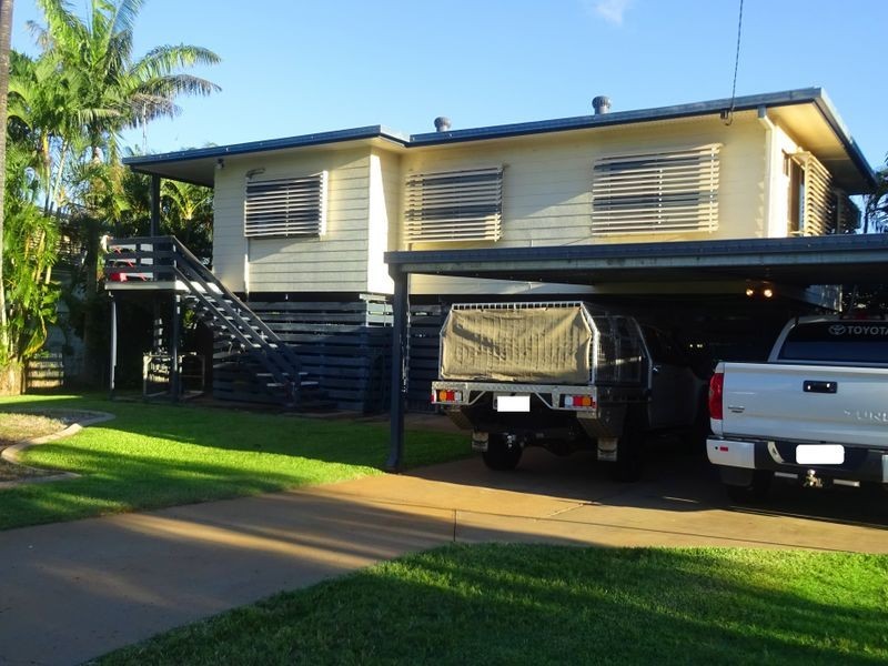 12 Rosewall Street, Moranbah QLD 4744