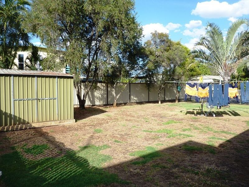 17 Grout Street, Moranbah QLD 4744