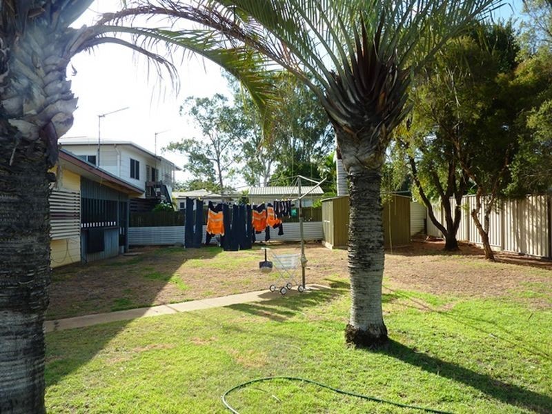17 Grout Street, Moranbah QLD 4744