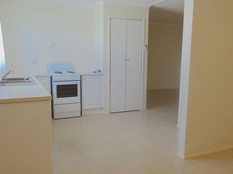 98 McCool Street, Moranbah QLD 4744