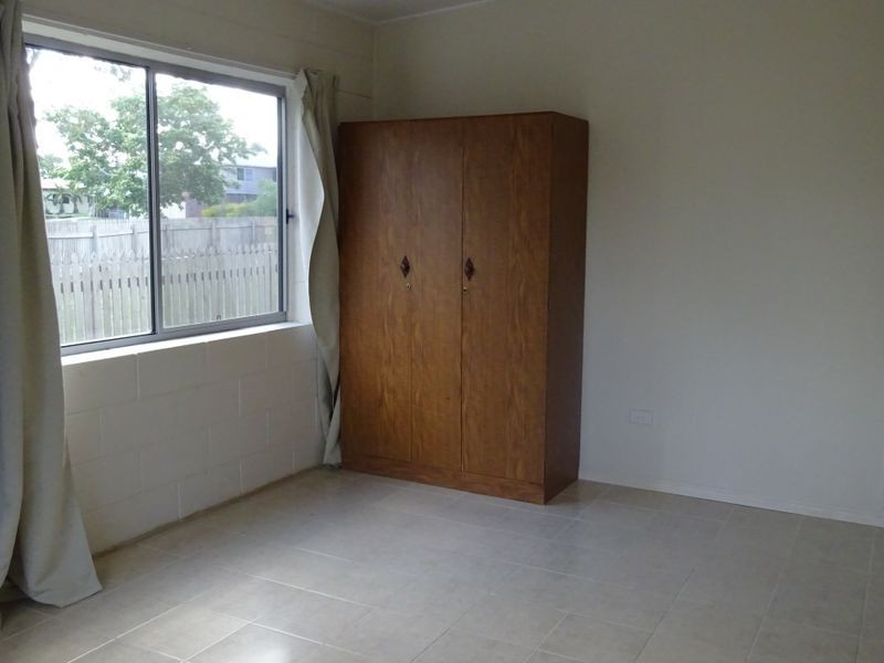 98 McCool Street, Moranbah QLD 4744