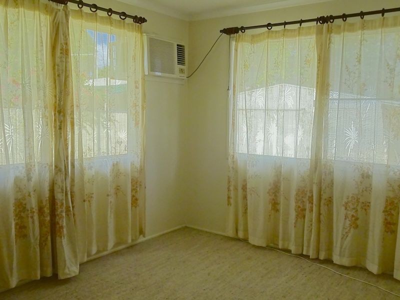 98 McCool Street, Moranbah QLD 4744