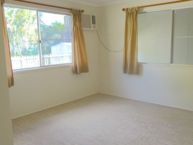 98 McCool Street, Moranbah QLD 4744