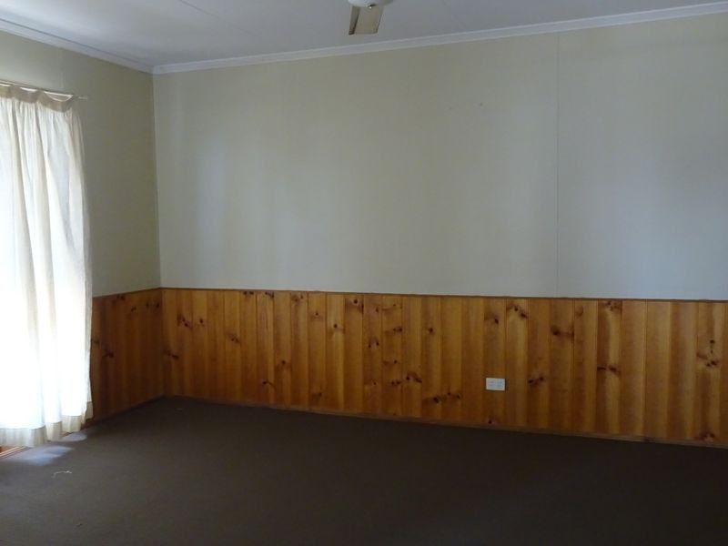 1 Elliott Street, Moranbah QLD 4744