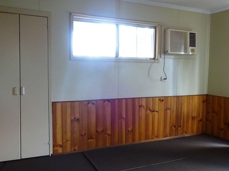 1 Elliott Street, Moranbah QLD 4744