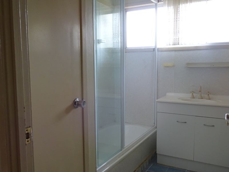 1 Elliott Street, Moranbah QLD 4744