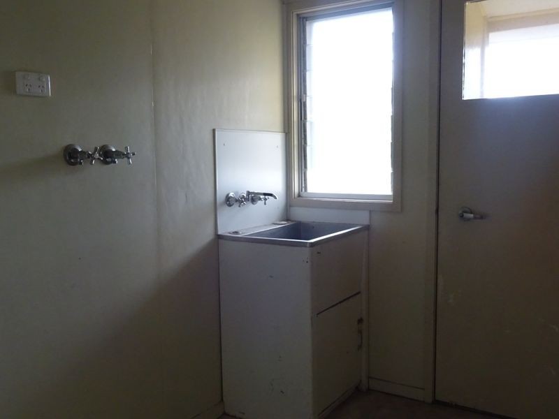 1 Elliott Street, Moranbah QLD 4744