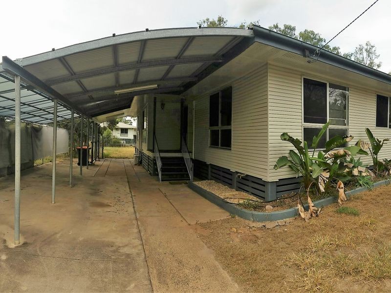 19 Casey Court, Moranbah QLD 4744