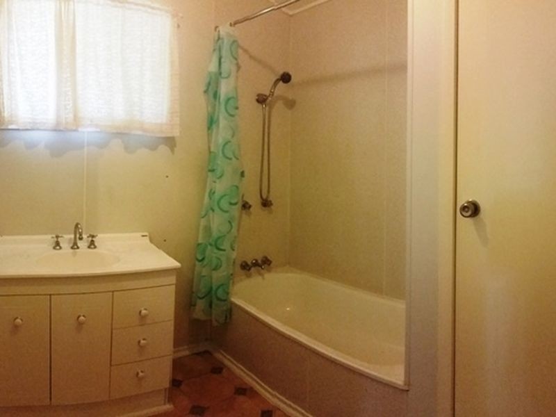 22 Renier Crescent, Moranbah QLD 4744