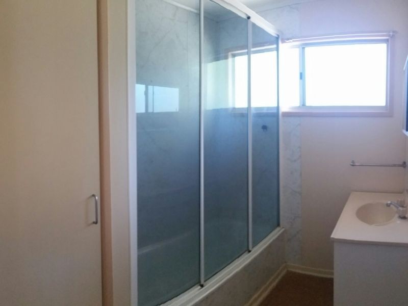 6 Barraclough Crescent, Moranbah QLD 4744