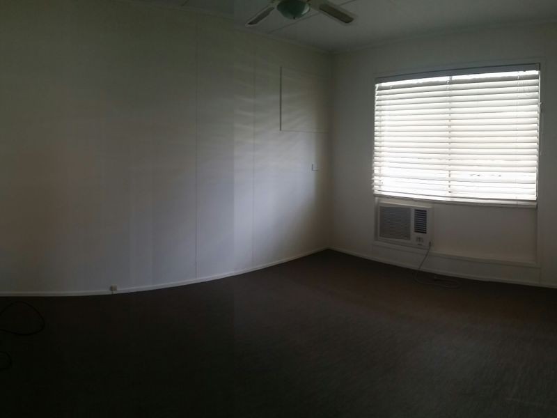 143 Mills Avenue, Moranbah QLD 4744