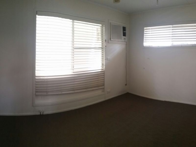 143 Mills Avenue, Moranbah QLD 4744