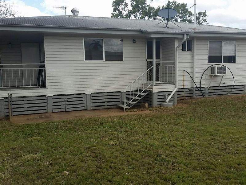 143 Mills Avenue, Moranbah QLD 4744