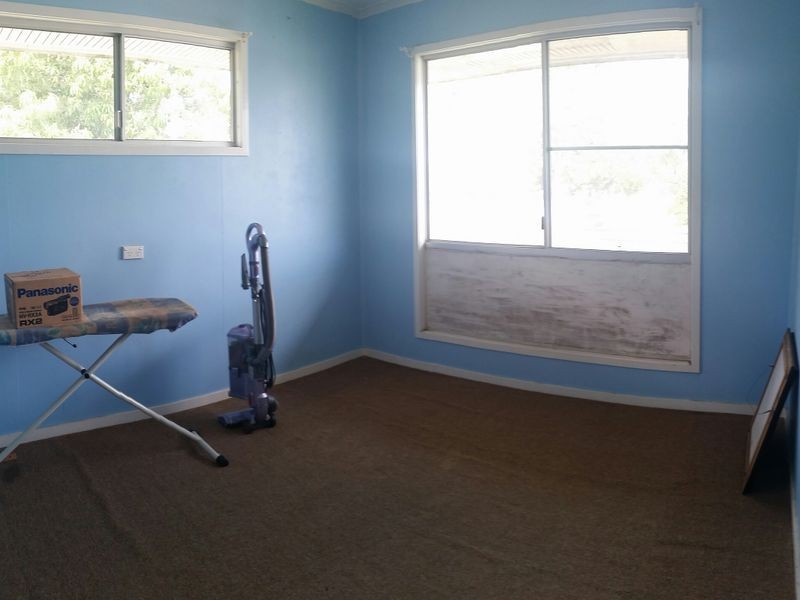 72 Mills Avenue, Moranbah QLD 4744