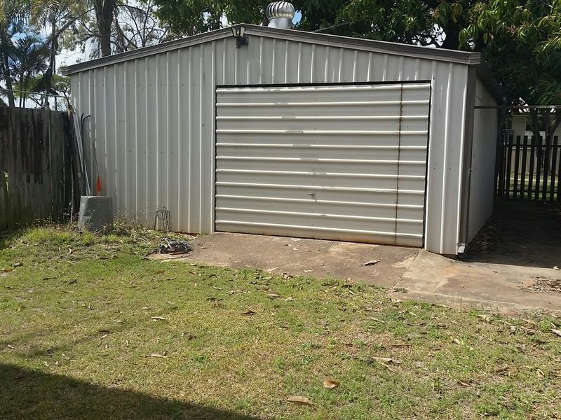 72 Mills Avenue, Moranbah QLD 4744