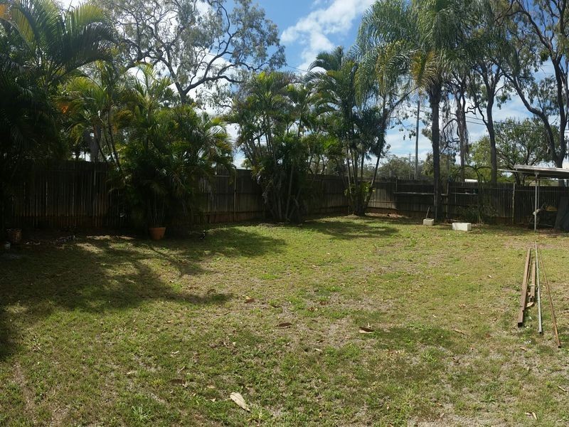 72 Mills Avenue, Moranbah QLD 4744