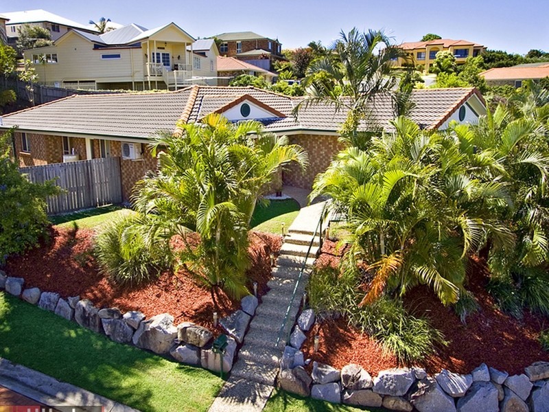 2 VIRGO PLACE, Eatons Hill QLD 4037