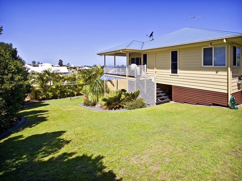 10 EMANUAL COURT, Eatons Hill QLD 4037