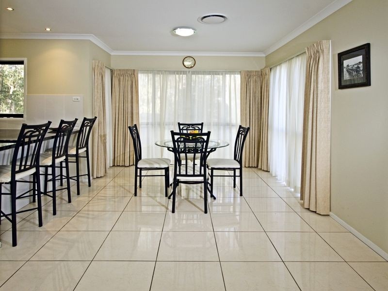 4 Correa Court, Cashmere QLD 4500