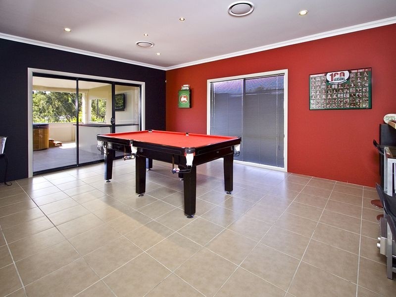 8 Trevor Place, Cashmere QLD 4500