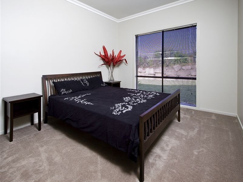 8 Trevor Place, Cashmere QLD 4500