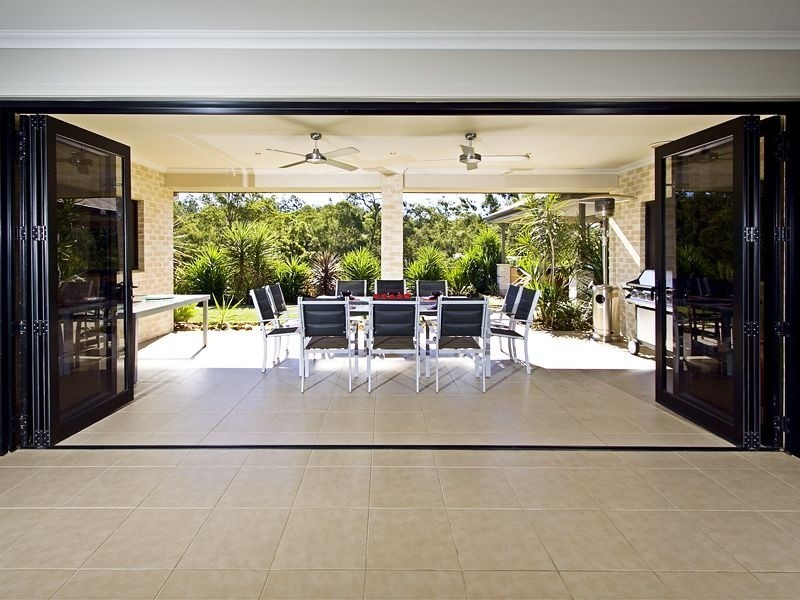 8 Trevor Place, Cashmere QLD 4500