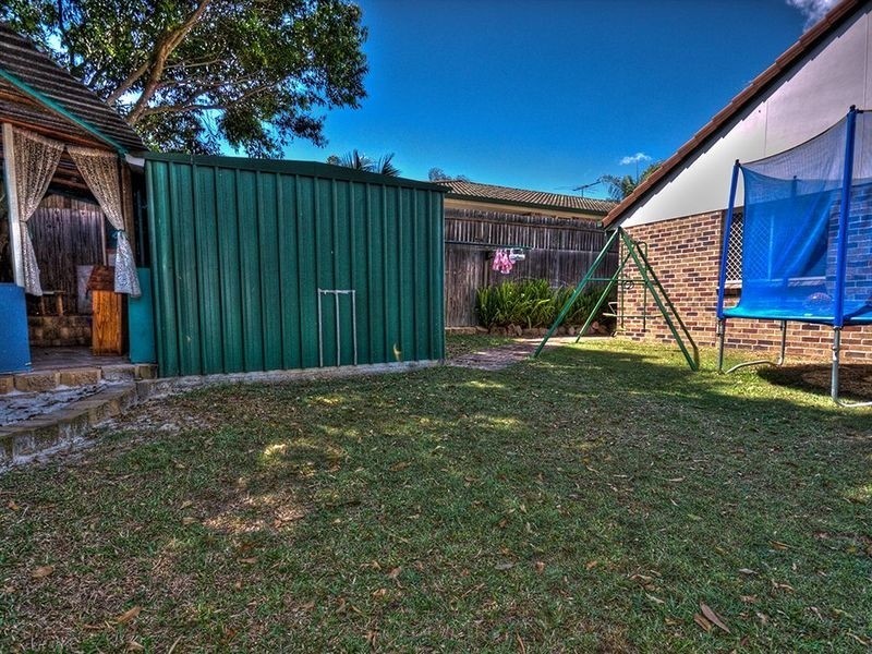 12 Leicester Street, Birkdale QLD 4159