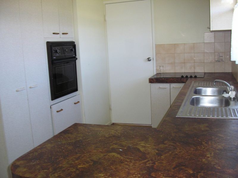 8 Redwood Ct, Capalaba QLD 4157