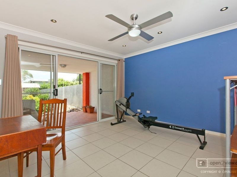 16 Mooroondu Road, Thorneside QLD 4158