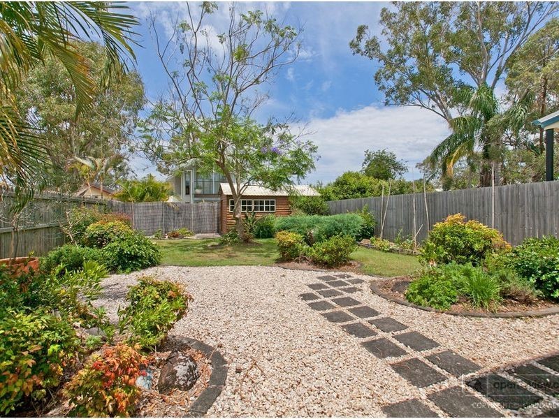 16 Mooroondu Road, Thorneside QLD 4158