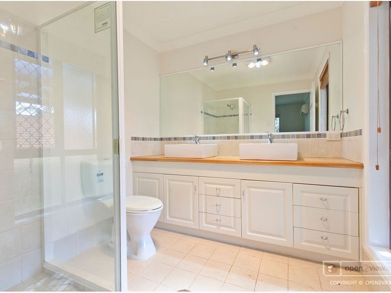 3 Hilary Avenue, Redland Bay QLD 4165