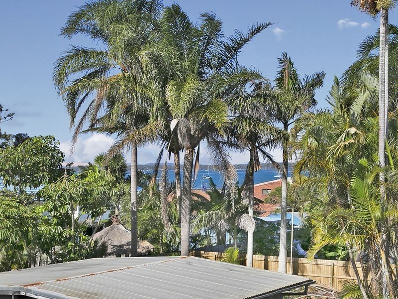 9 Base Street, Victoria Point QLD 4165