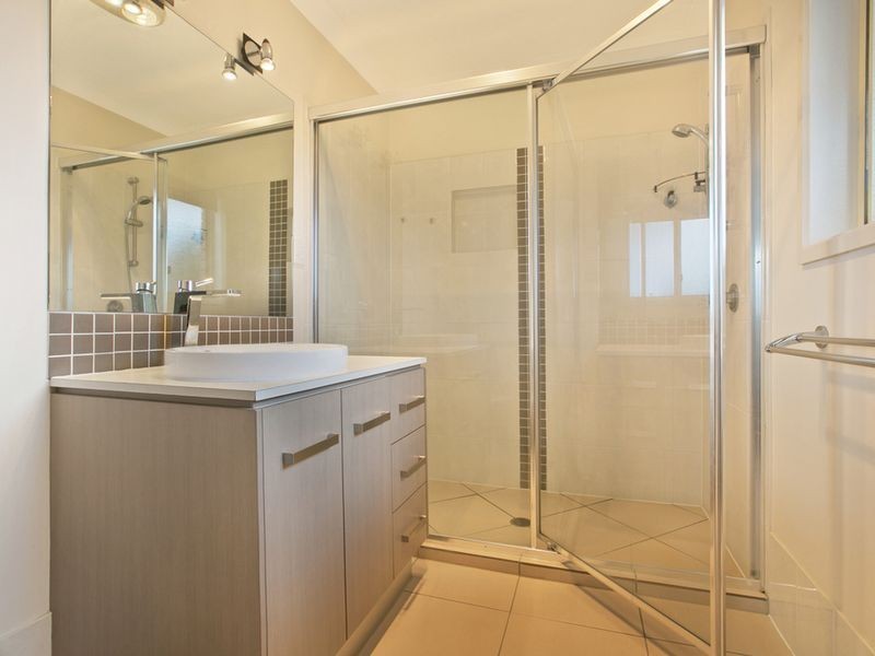 9 Base Street, Victoria Point QLD 4165