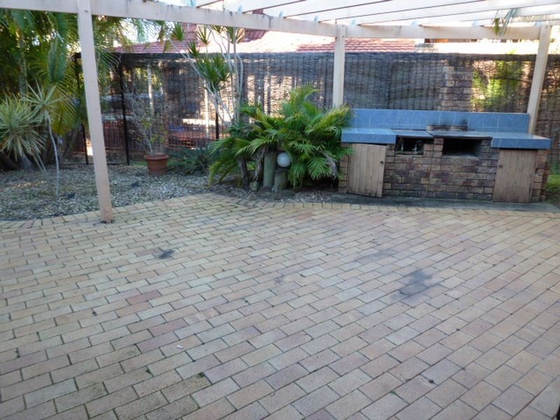 16 Houndslow Street, Alexandra Hills QLD 4161