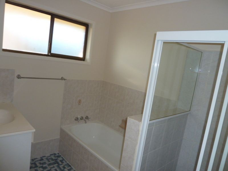 3 Cook St, Capalaba QLD 4157