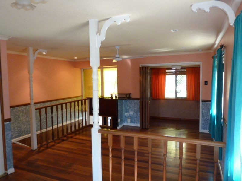 21 Charles Street, Birkdale QLD 4159