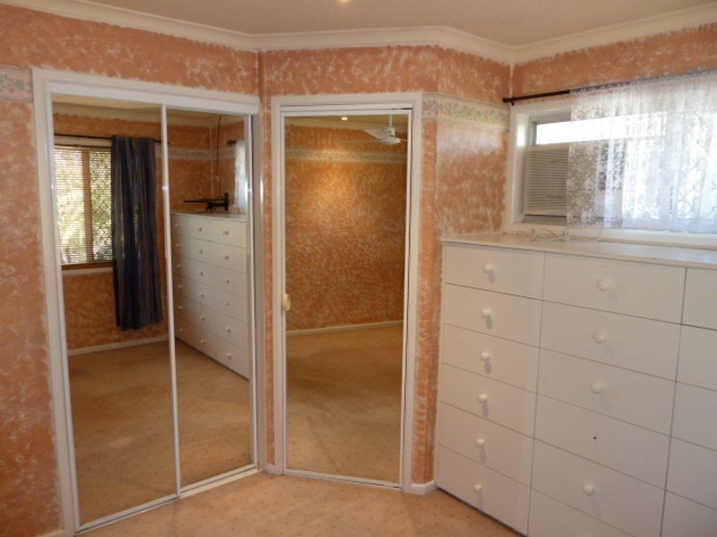 21 Charles Street, Birkdale QLD 4159